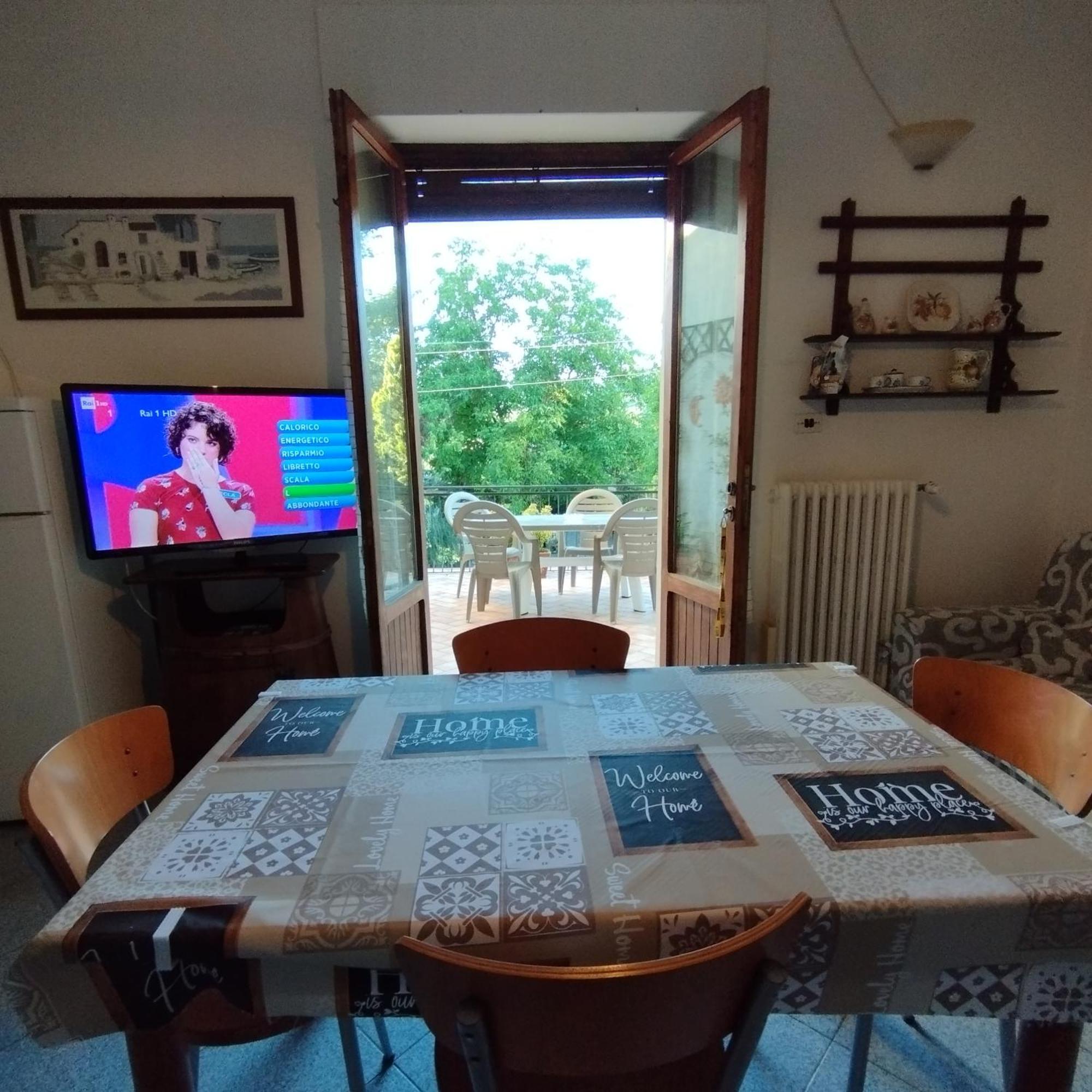 Casa Ugo Apartment Poppi Ngoại thất bức ảnh